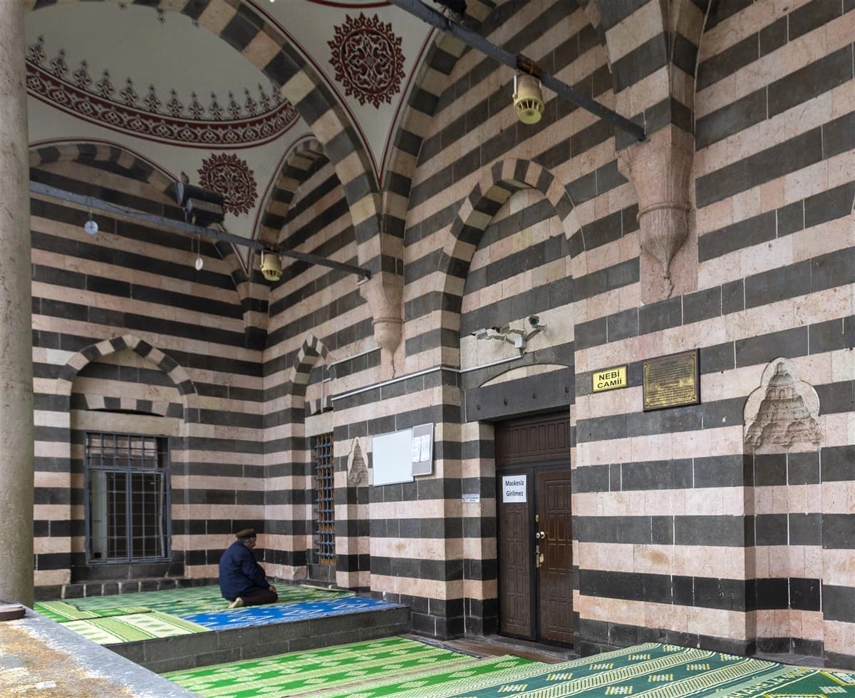 Nebi Cami 5