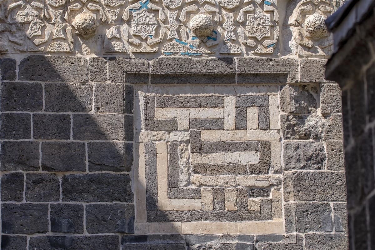 Parlı Safa Paşa Cami 3