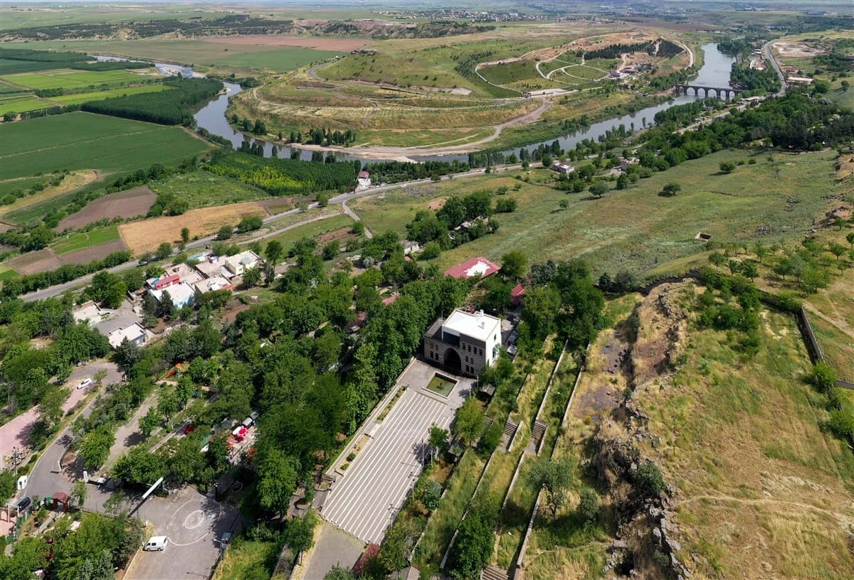 Gazi Köşkü 9