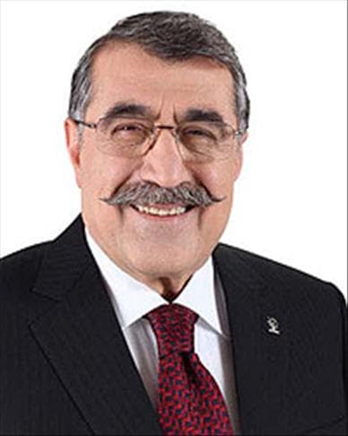 Abdülkadir AKSU — İçişleri Eski Bakanı