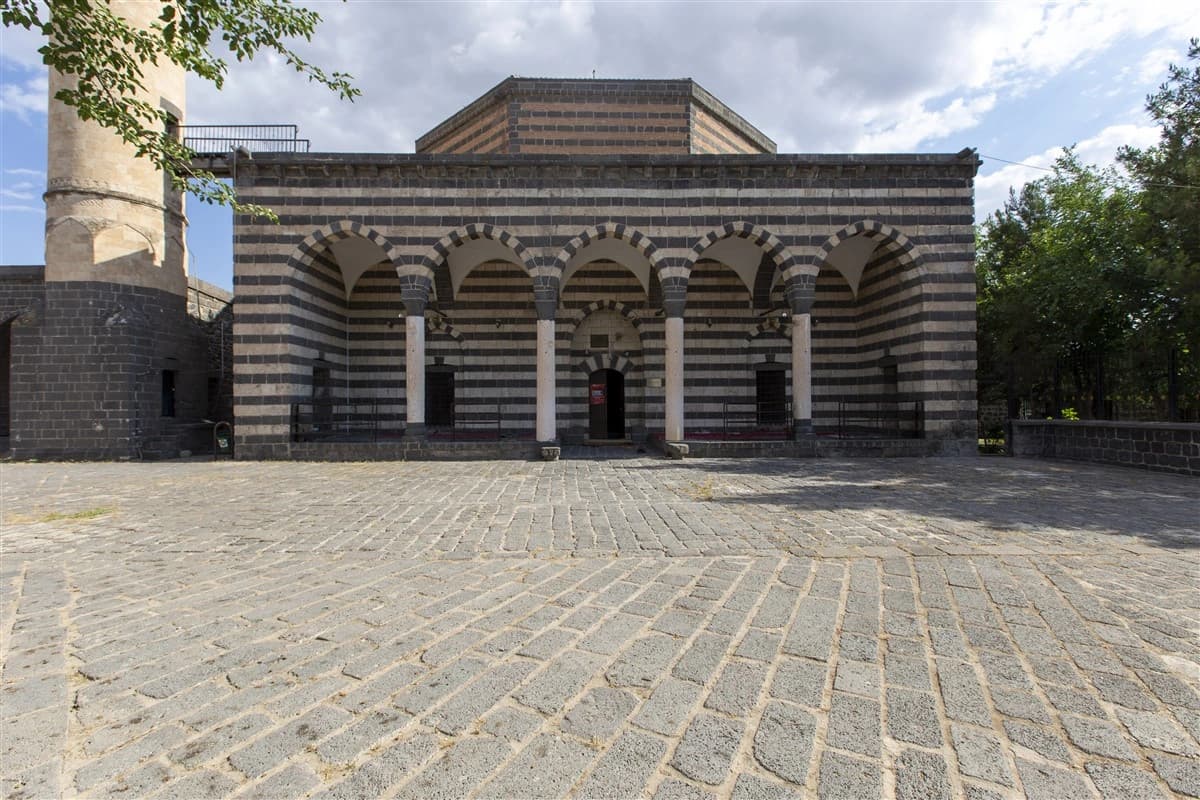 Ali Paşa Cami ve Külliyesi 1