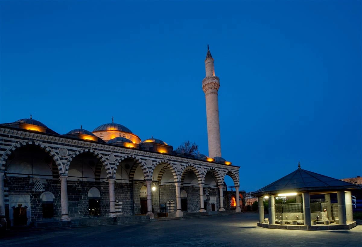 Fatih Paşa Cami (Kurşunlu Cami) 7