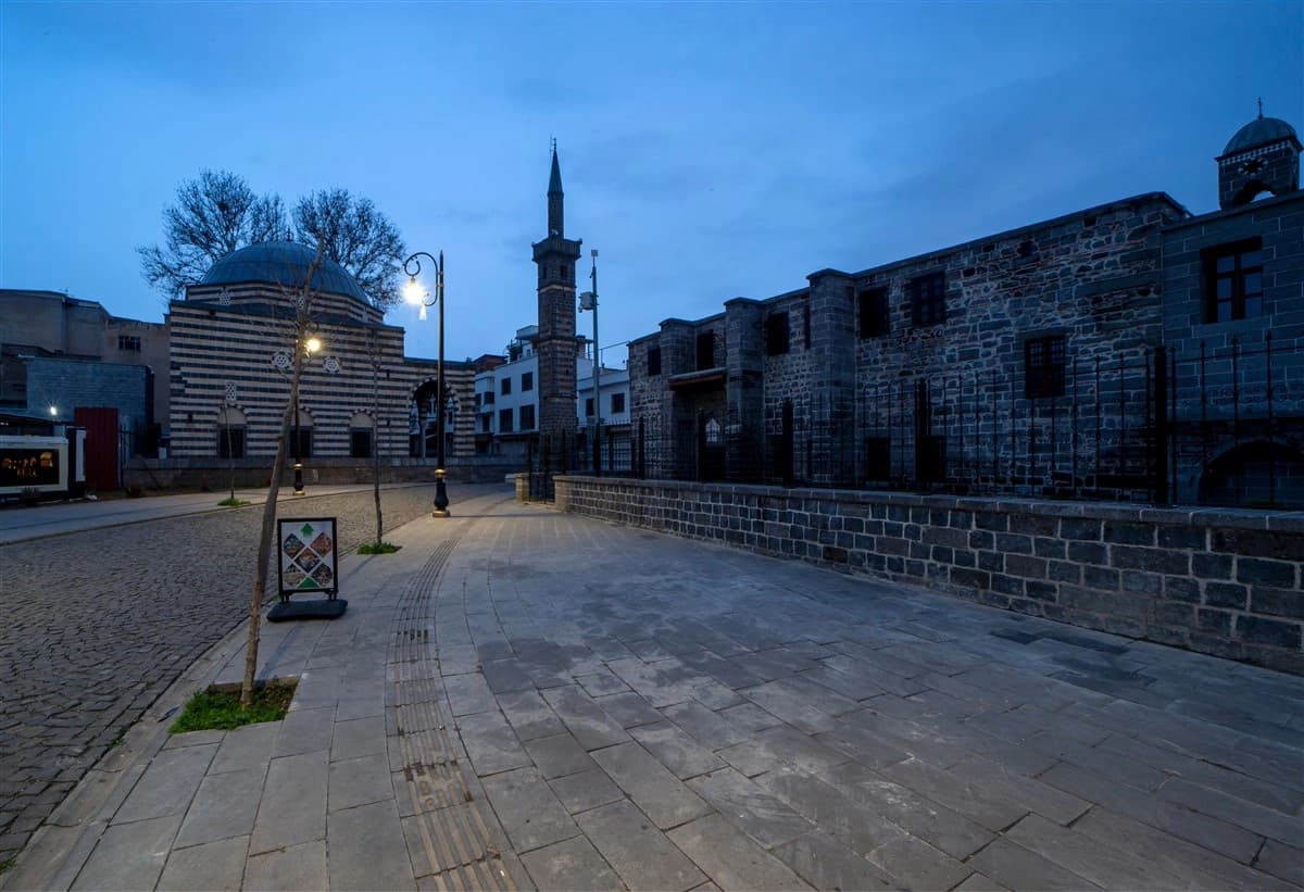 Şeyh Matar (Dört Ayaklı Minare) Cami 3