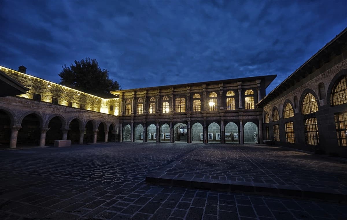Diyarbakır Ulu Cami 2