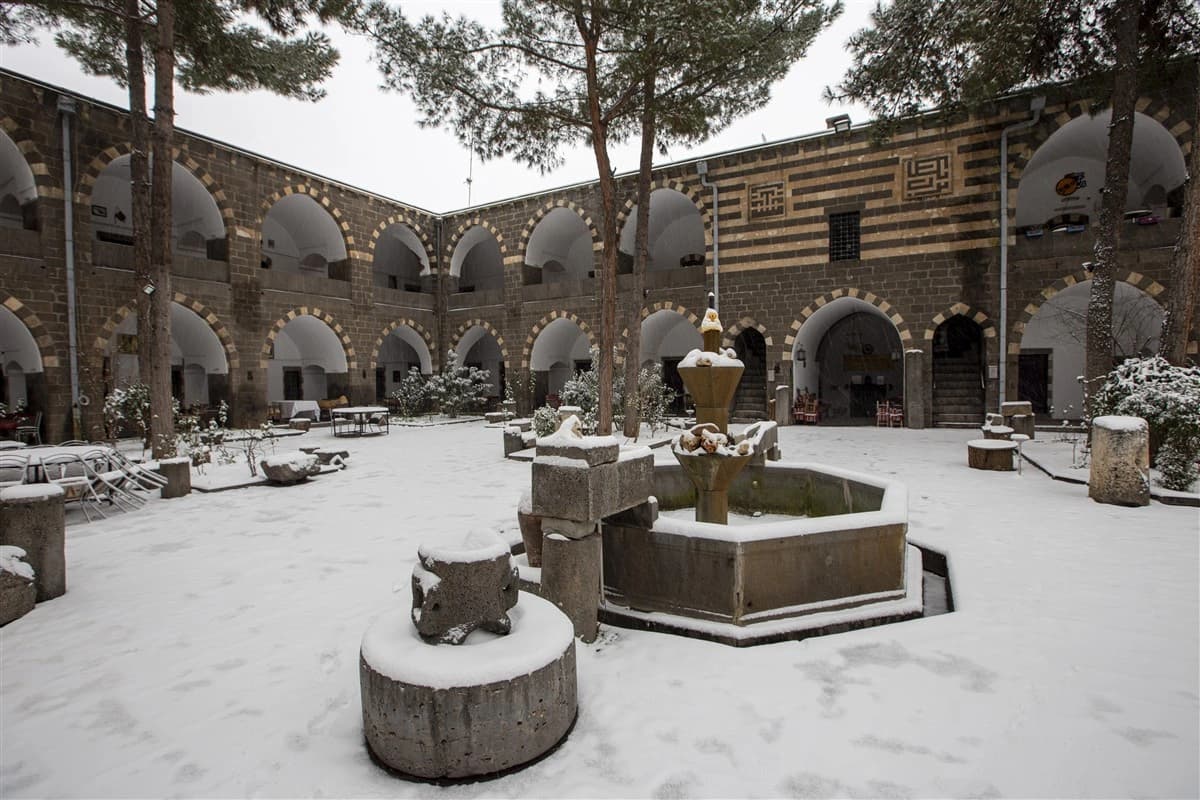 Deliller Hanı (Kervansaray) 1