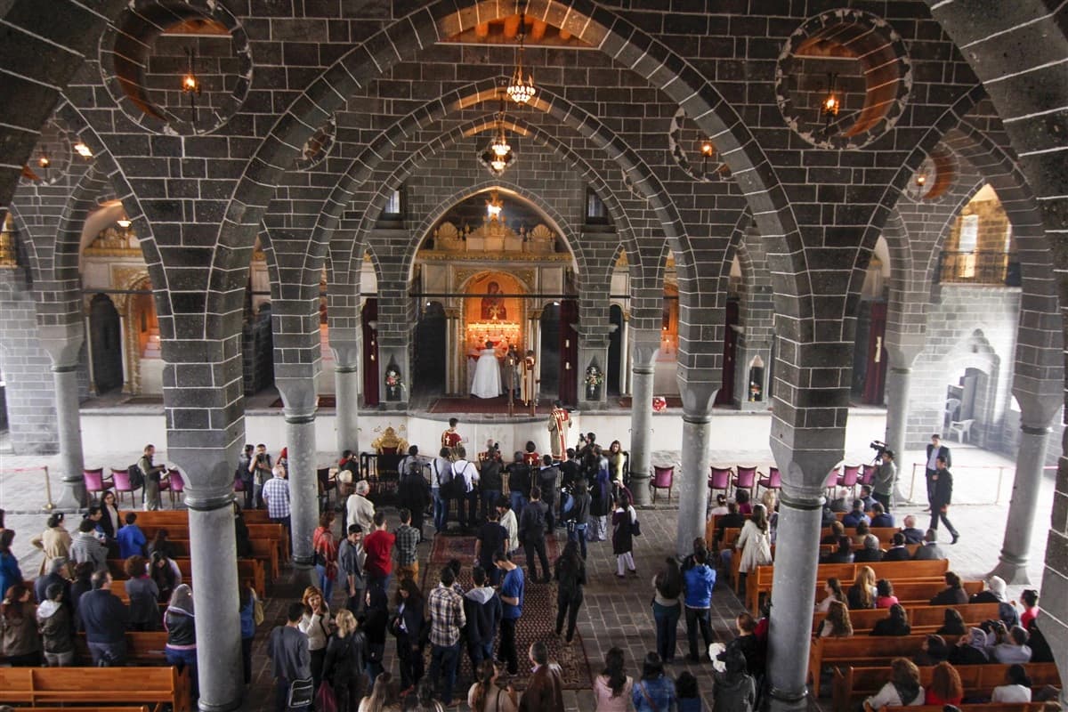 Surp Giragos Ermeni Kilisesi 1