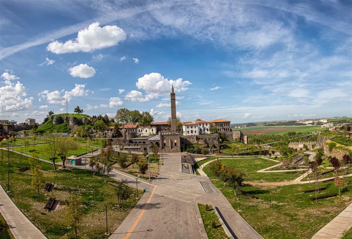 Hz. Süleyman Cami Sahabe Kabirleri 10