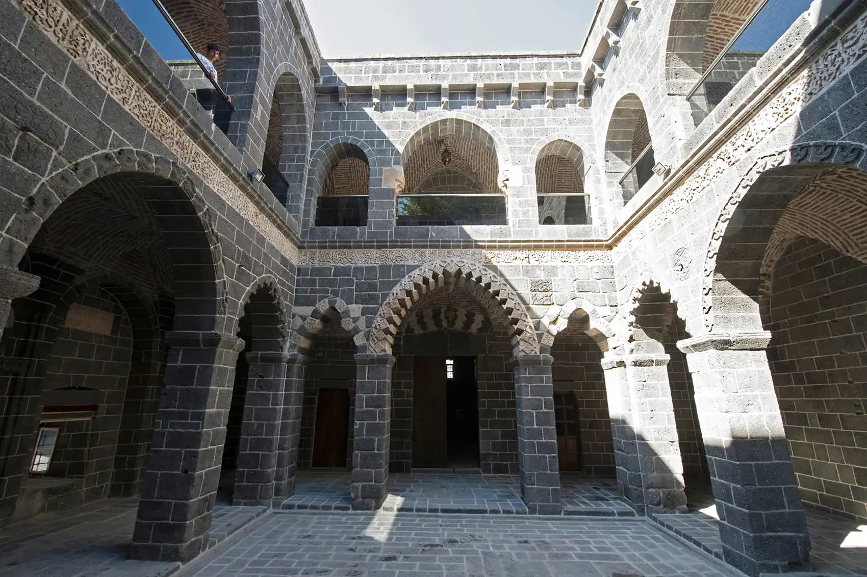 Mesudiye Medresesi 2